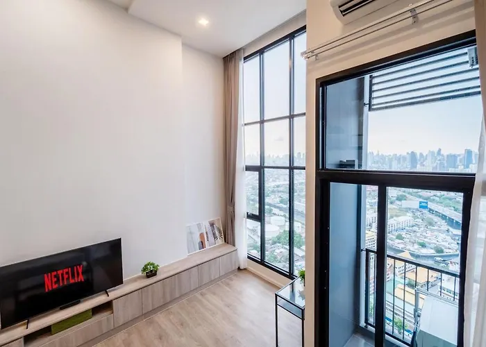 Apartment Bright Duplex Panoramic Views Rooftop Pool & Gym *